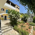 Sunflower & Apart-hotel Kassiopi