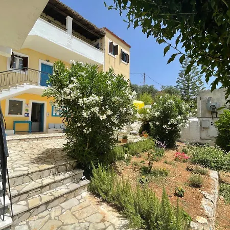 Sunflower & Hotel apartamentowy Kassiopi