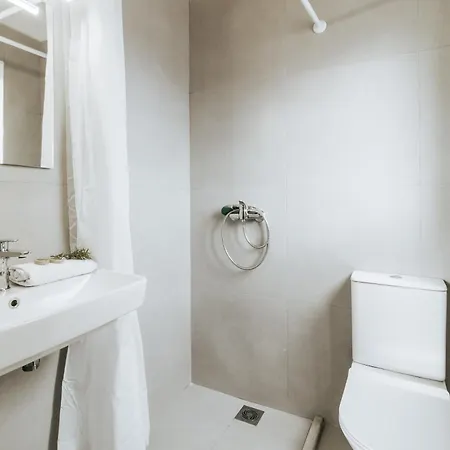 Sunflower & Apart-hotel